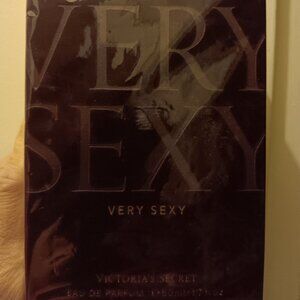 NIB Very Sexy Perfume  by Victoria's Secret 1.7 fl Oz